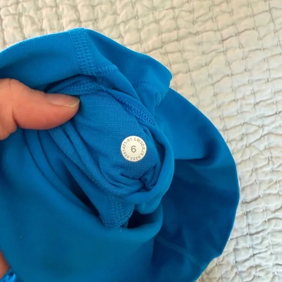 Lululemon 25” Align Leggings Size 6 - Picture 5 of 5